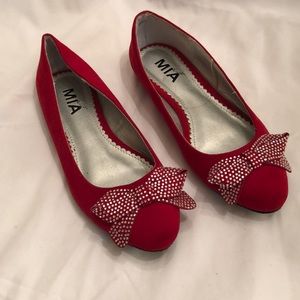 EUC MIA Kids Red Embellished Bow Flats